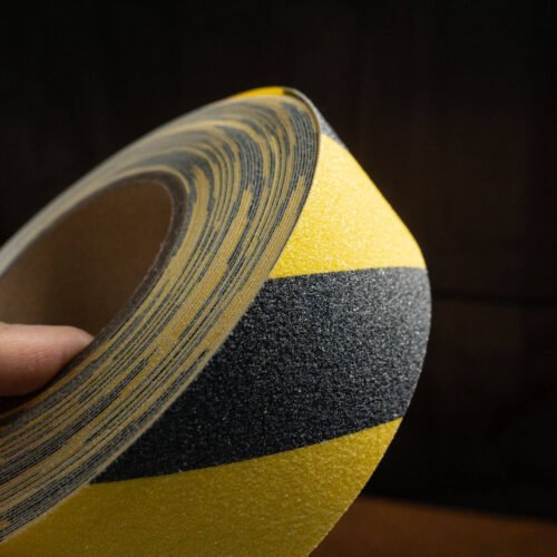 tasmy antyposlizgowe wszystkie warstwy 0012 Warstwa 39