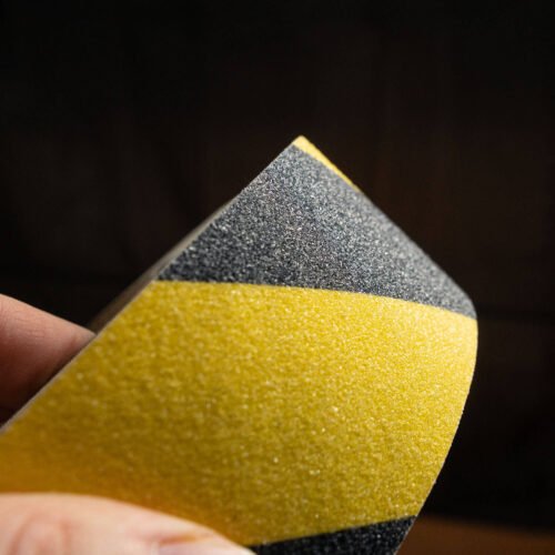 tasmy antyposlizgowe wszystkie warstwy 0013 Warstwa 38